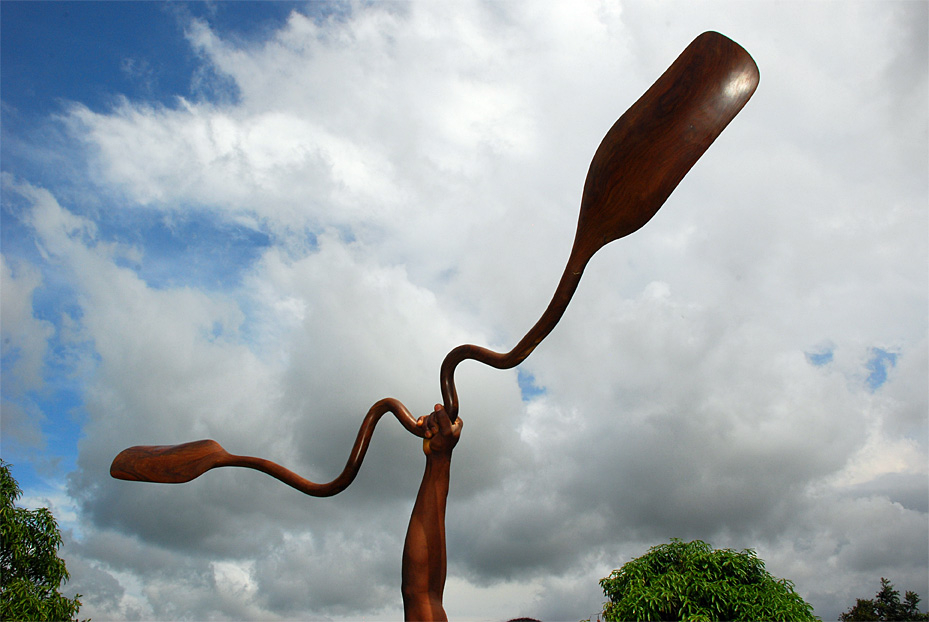 Laura Facey: Paddle for the Boat of Souls, 2010, Lignum vitae 74 x 15 x 6 in. (188 x 38.1 x 15.2 cm) Courtesy of the artist, Photo: Peter Dean Richards